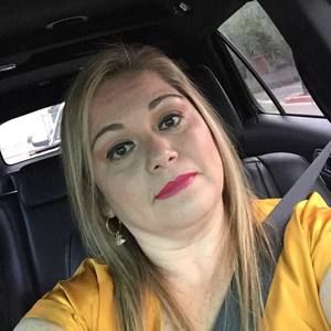 Meet your Posher, Lupita